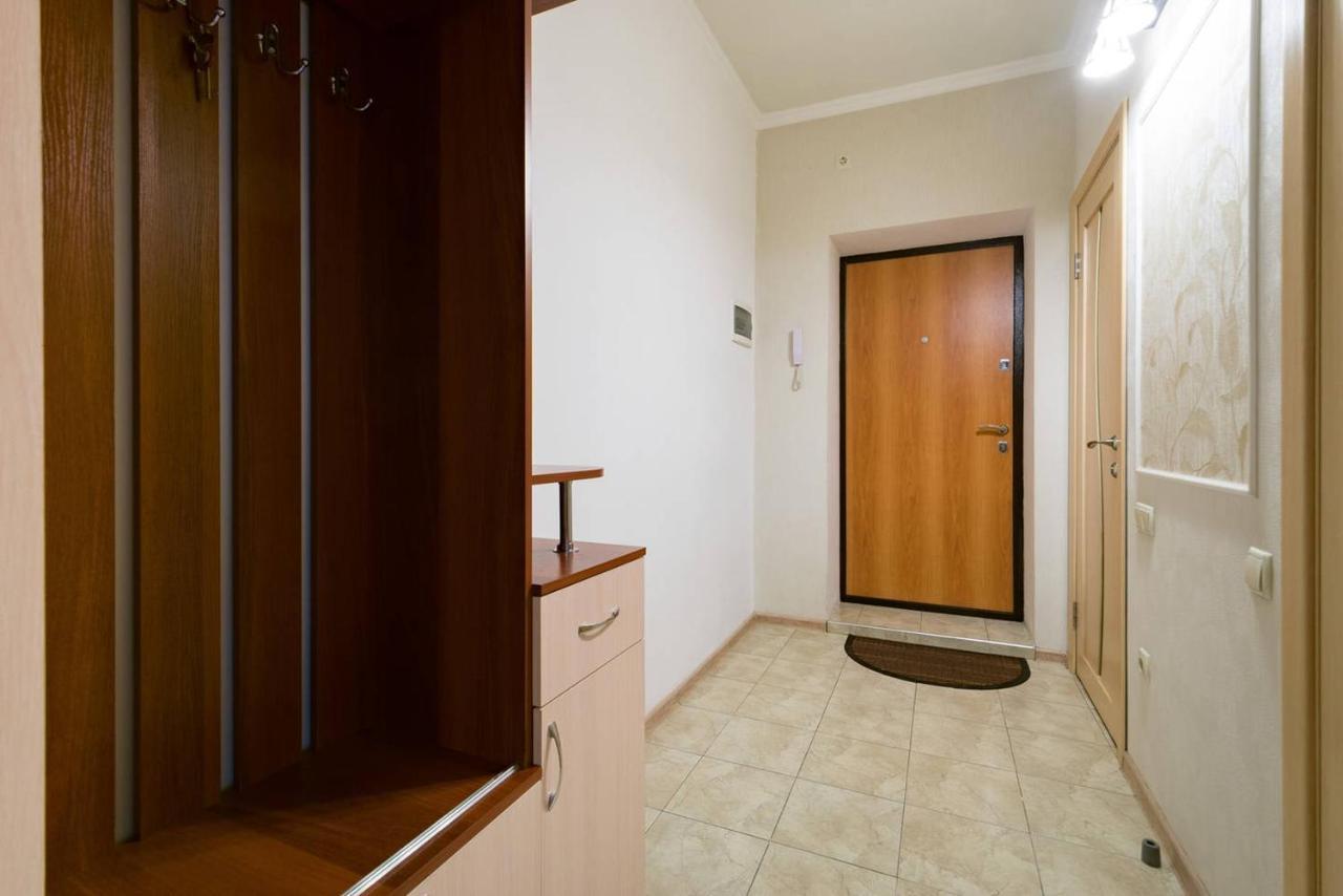 Nadezhda Apartment On Nauryzbay Batyra 37/1 อัลมาตี ภายนอก รูปภาพ