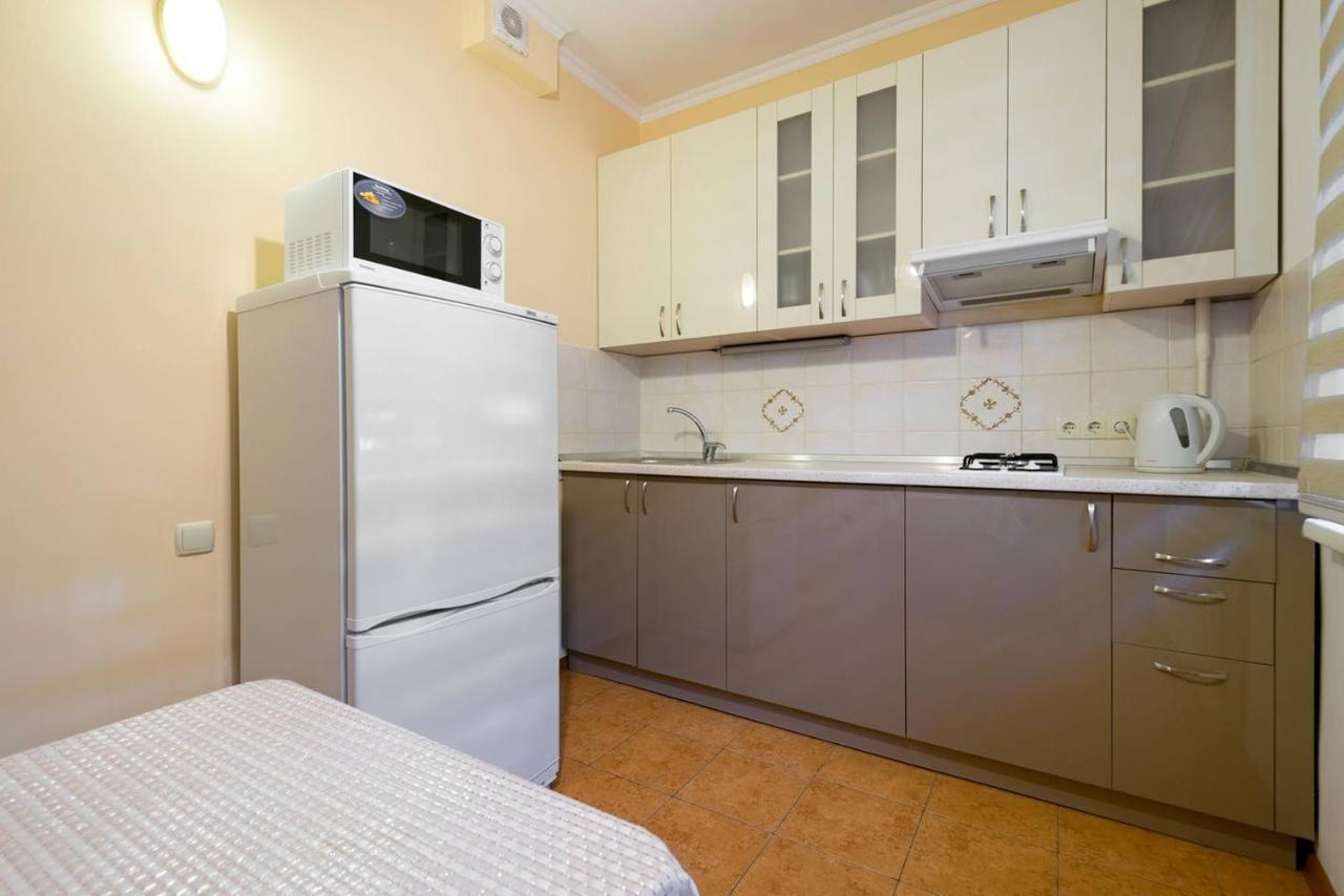 Nadezhda Apartment On Nauryzbay Batyra 37/1 อัลมาตี ภายนอก รูปภาพ