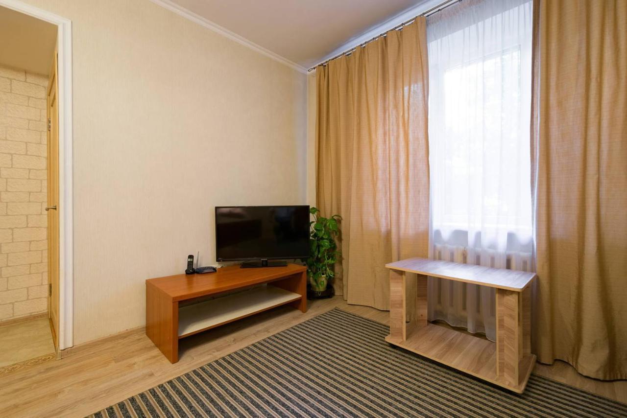 Nadezhda Apartment On Nauryzbay Batyra 37/1 อัลมาตี ภายนอก รูปภาพ